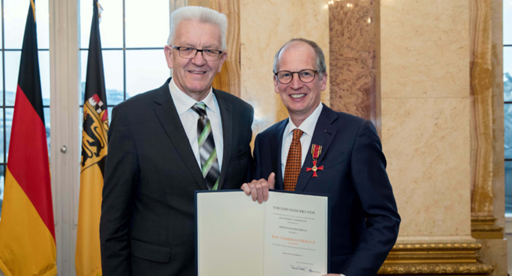 Ministerpräsident Winfried Kretschmann (l.) und Rainer Reichhold (r.)