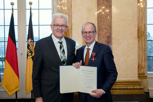 Ministerpräsident Winfried Kretschmann (l.) und Rainer Reichhold (r.)