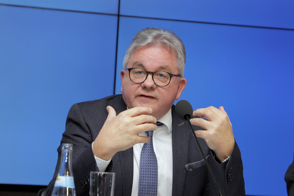 Europaminister Guido Wolf bei der Regierungspressekonferenz (Bild: Staatsministerium Baden-Württemberg)