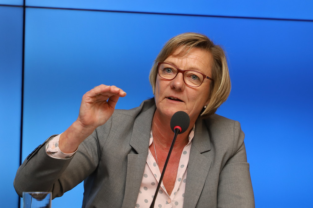 Finanzministerin Edith Sitzmann (Bild: Staatsministerium Baden-Württemberg)