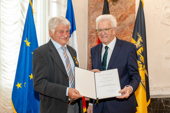 Ministerpräsident Winfried Kretschmann (rechts) und Hans Peter Keller (links)