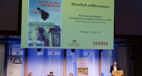 Begrüßung durch den Bevollmächtigten der Landes Volker Ratzmann.