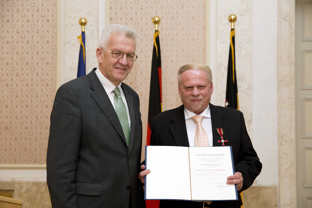 Ministerpräsident Winfried Kretschmann (l.) und Reiner Blumentritt (r.)