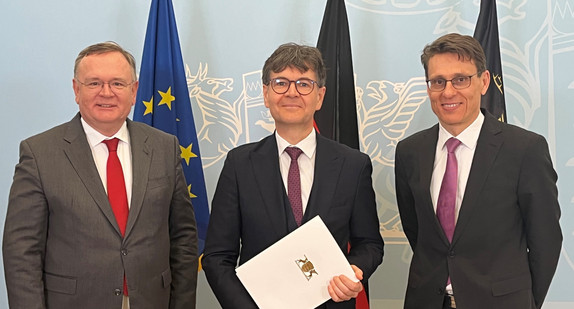 von links nach rechts: Ministerialdirektor Elmar Steinbacher, Präsident des Landgerichts Ellwangen Thomas Baßmann und Präsident des Oberlandesgerichts Stuttgart Dr. Andreas Singer