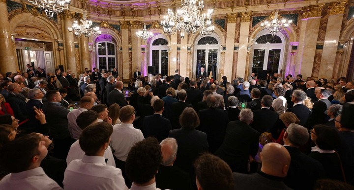 Blick in den Marmorsaal des Neuen Schlosses in Stuttgart beim Neujahrsempfang der Landesregierung