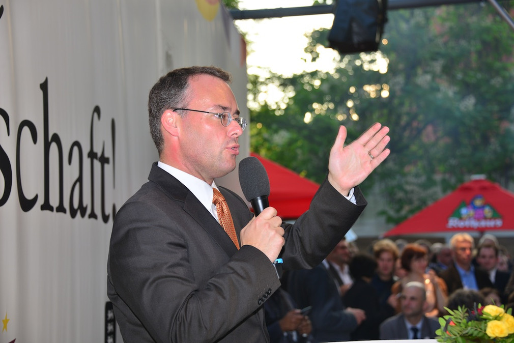 (2013) Begrüßung von Minister Peter Friedrich