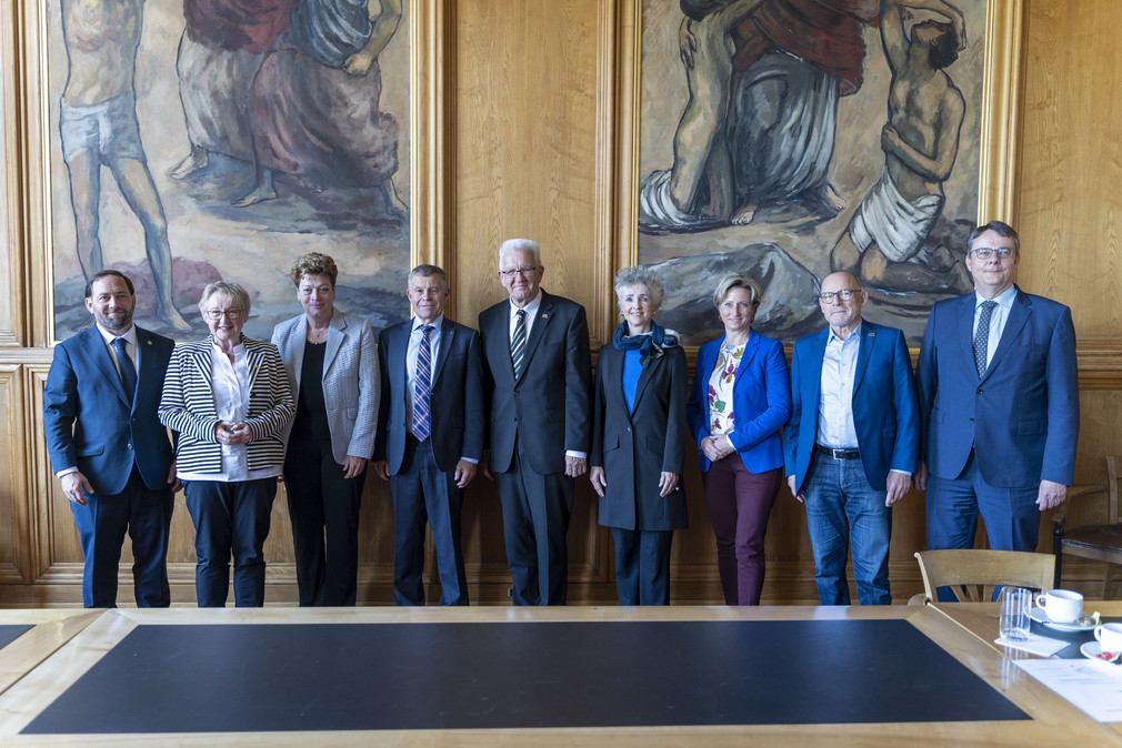 Gruppenbild anlässlich des Arbeitsgesprächs mit dem Regierungsrat des Kantons Zürich