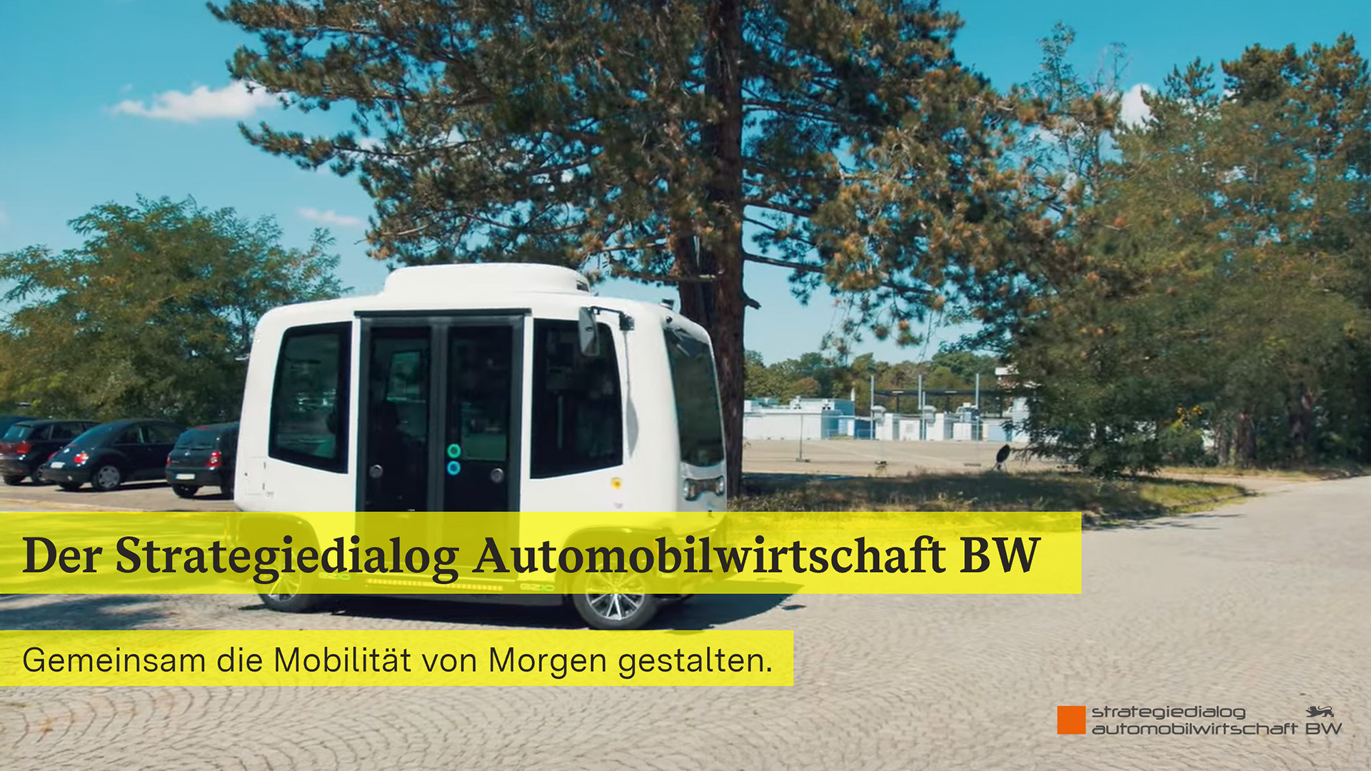 Vorschaubild mit einem autonomen Kleinbus und dem Schriftzug „Der Strategiedialog Automobilwirtschaft BW – Gemeinsam die Mobilität von Morgen gestalten.“
