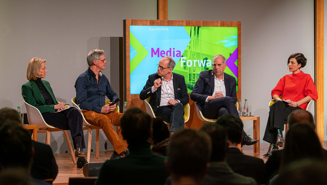 (v.l.n.r.) Julia Jäkel, Rudi Hoogvliet, Kai Gniffke, Stephan Schmitter und Elena Kountidou